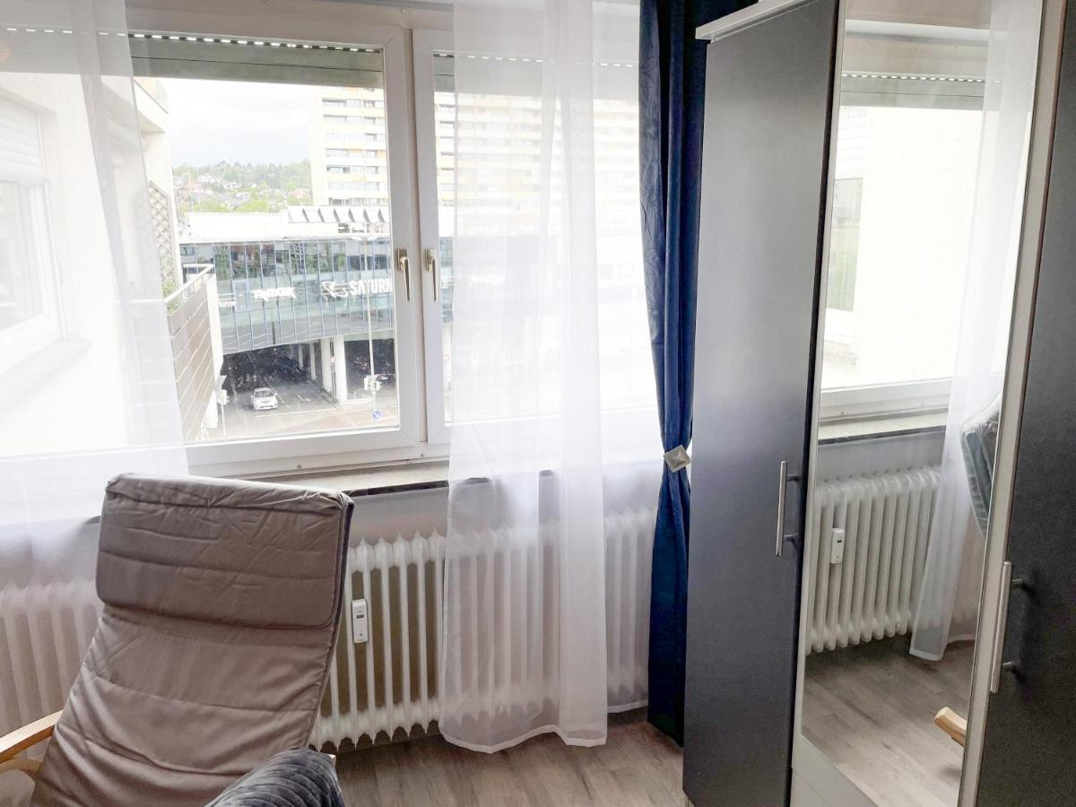 Perfekte 1,5 Wohnung Zentral In Leonberg Gegenueber Einkaufzentrum מראה חיצוני תמונה